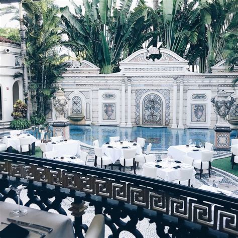 ristorante casa versace miami